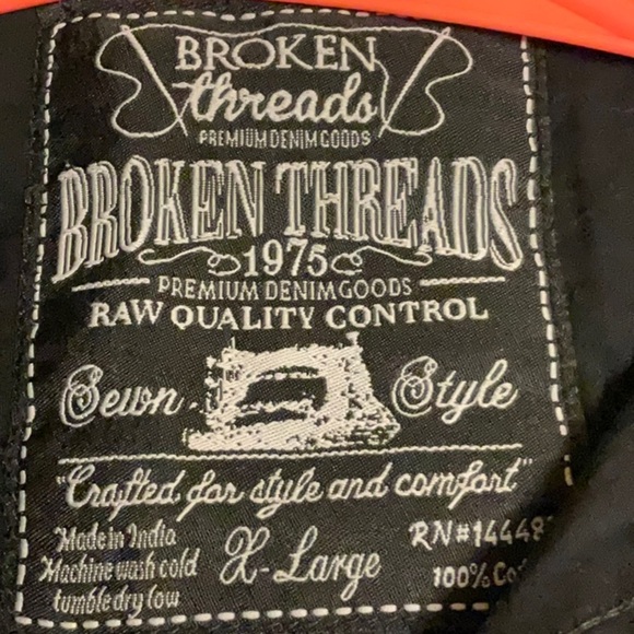 Black Casual Button Down Shirt - Picture 4 of 4